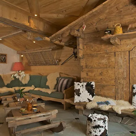 Hotel L'equipe 3*